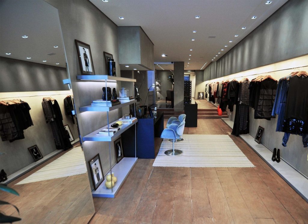 dress shop, dresses, clothes-97261.jpg